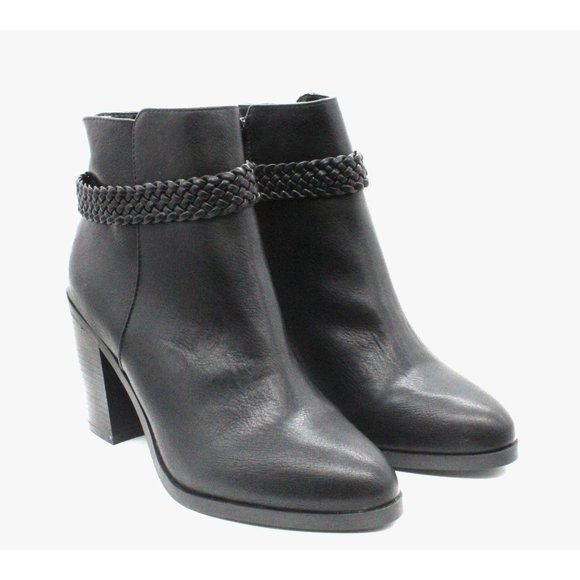 Journee Collection Shoes - Journee Collection Women's Maggie Bootie